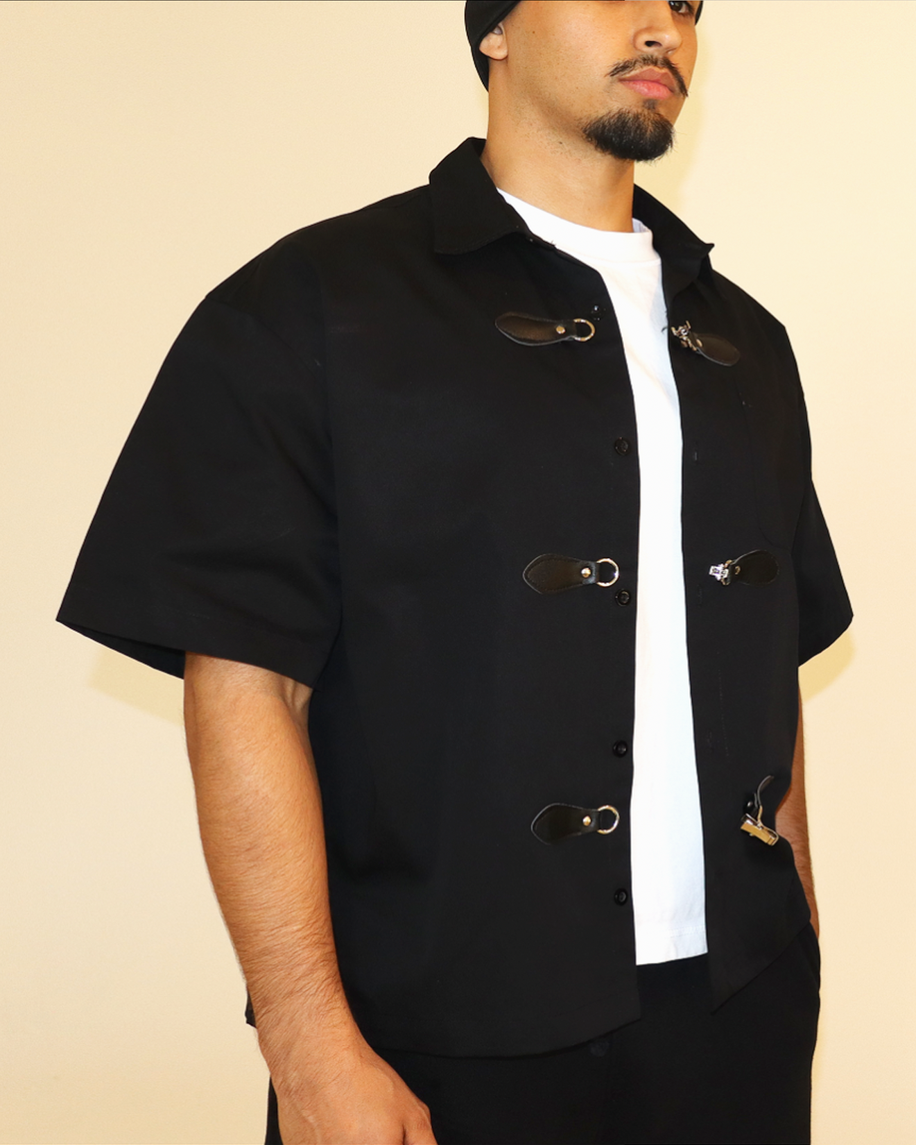 "ICON" button up